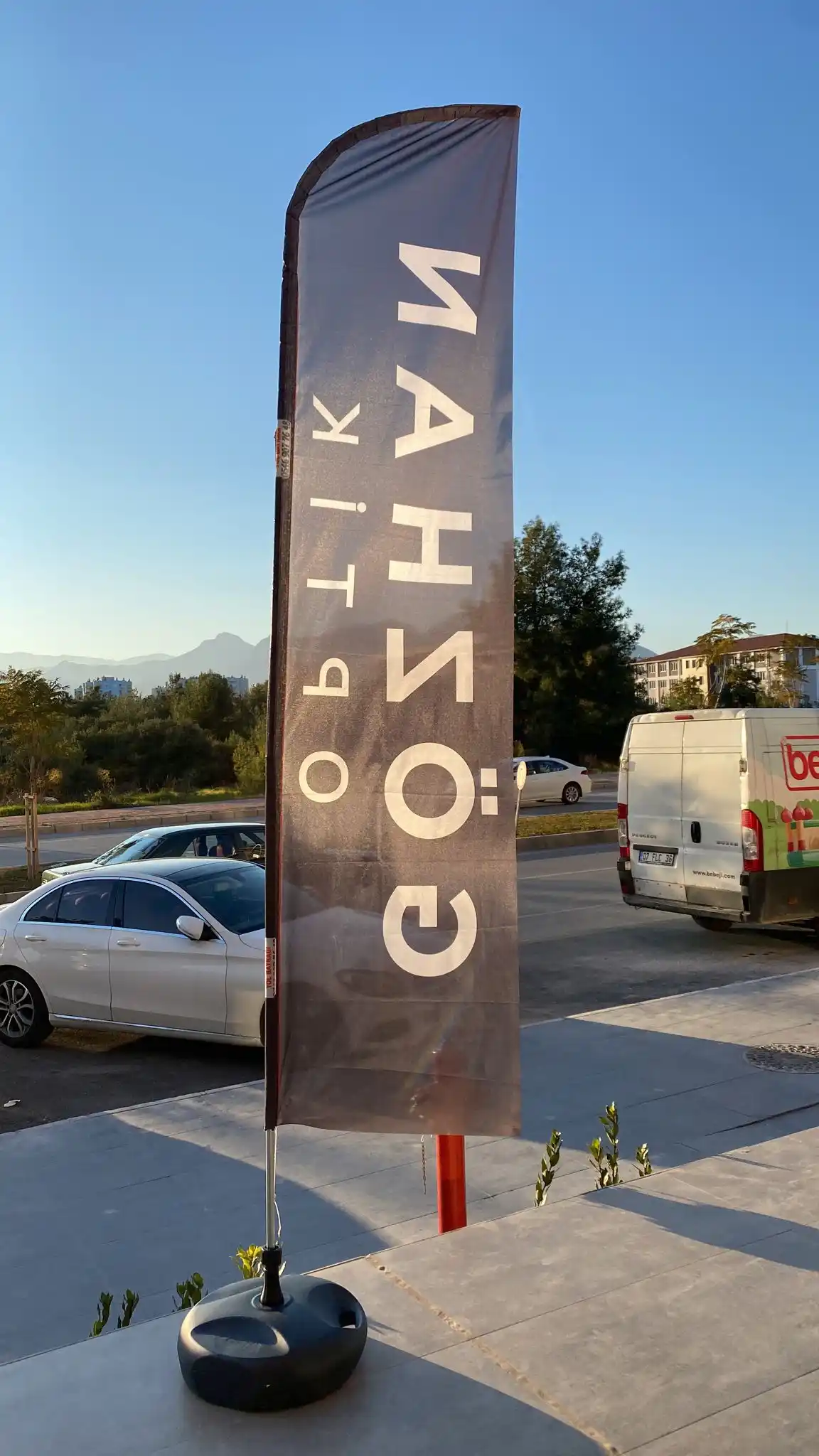 Optik-Gözlük Yelken Bayrağı-2